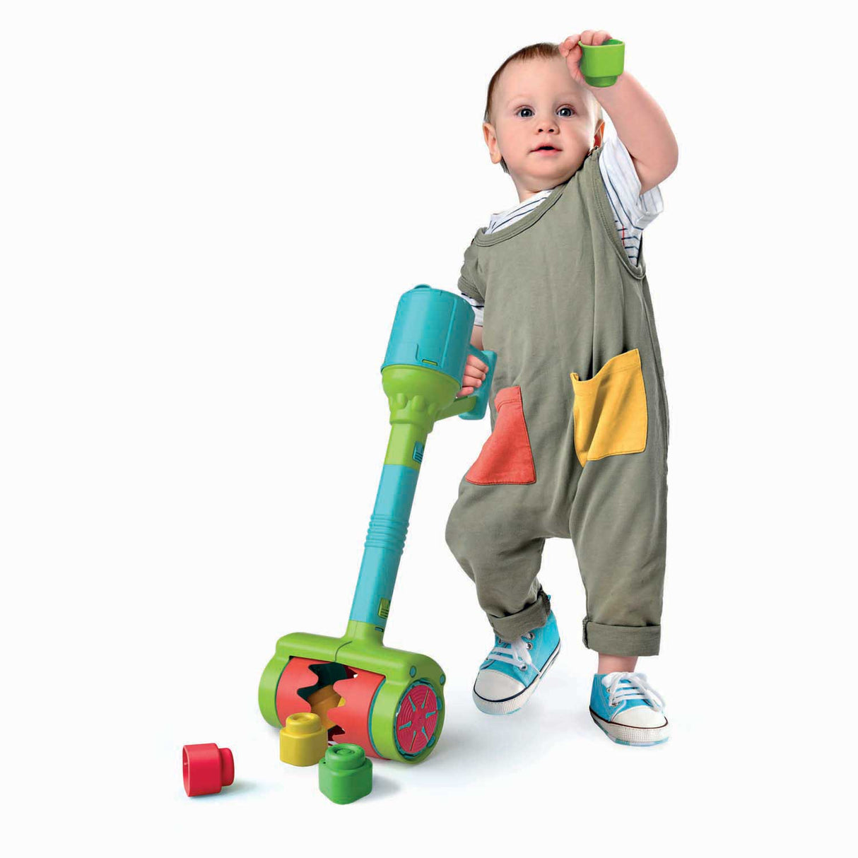 Clementoni soft clemmy vacuum cleaner with 6 blocks