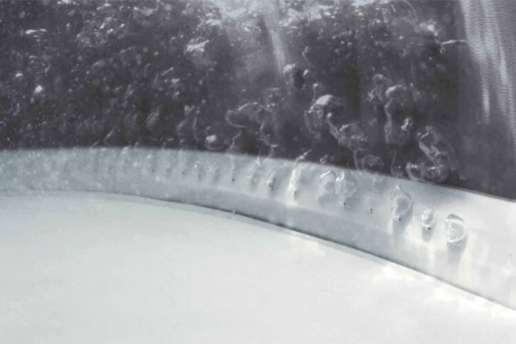 Intex Deluxe nafukovací jacuzzi - bubliny a trysky