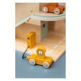 Trixie wooden garage with accessories