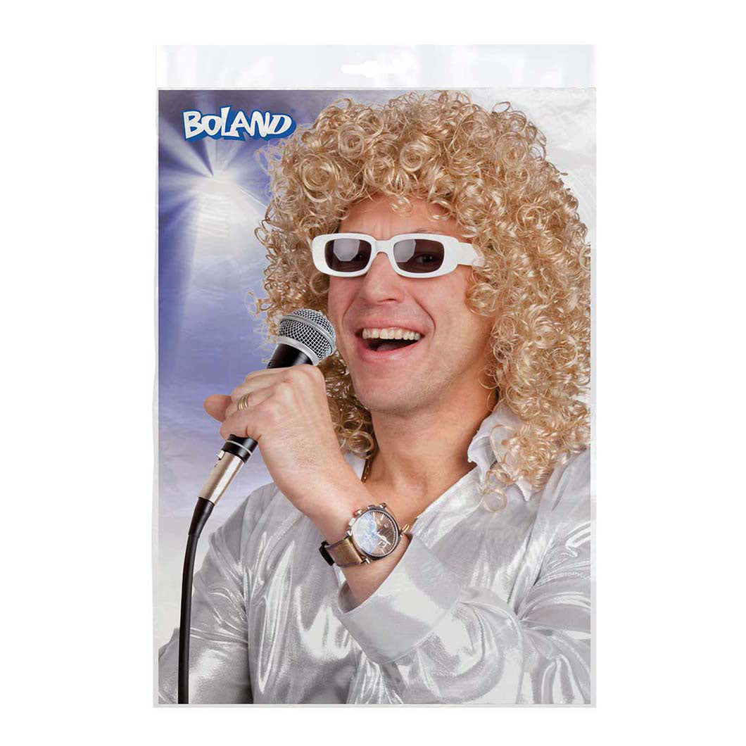 Peluca Boland con gafas.