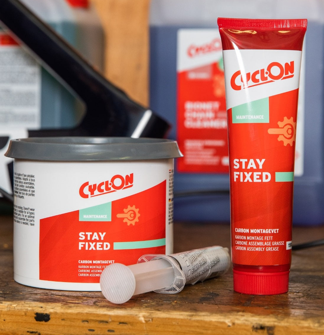 Cyclon Stay Fixed Carbon M.T. Coller 150 ml (en blister paquet)