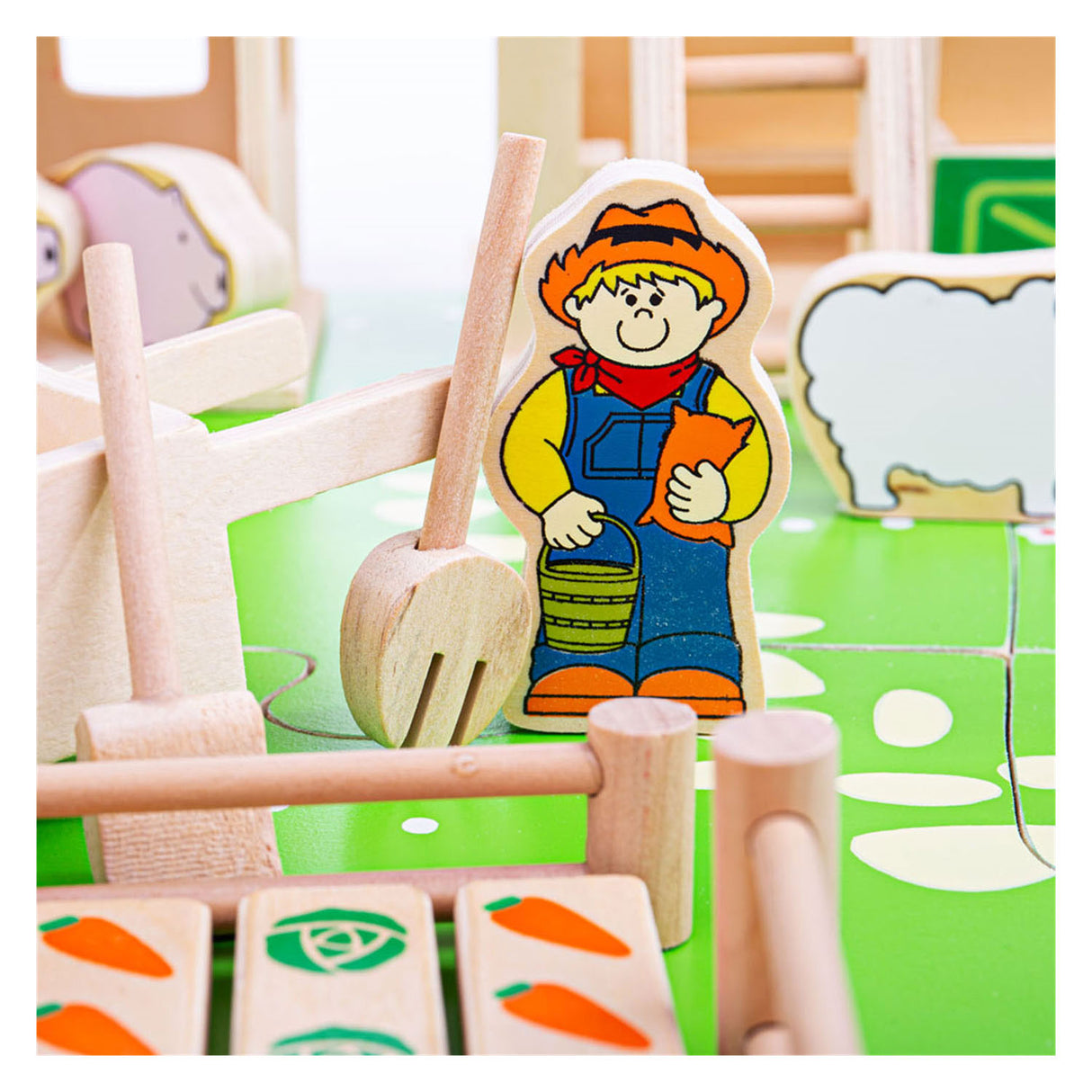 Bigjigs Wooden Play Farm With Accessories, 48DLG.