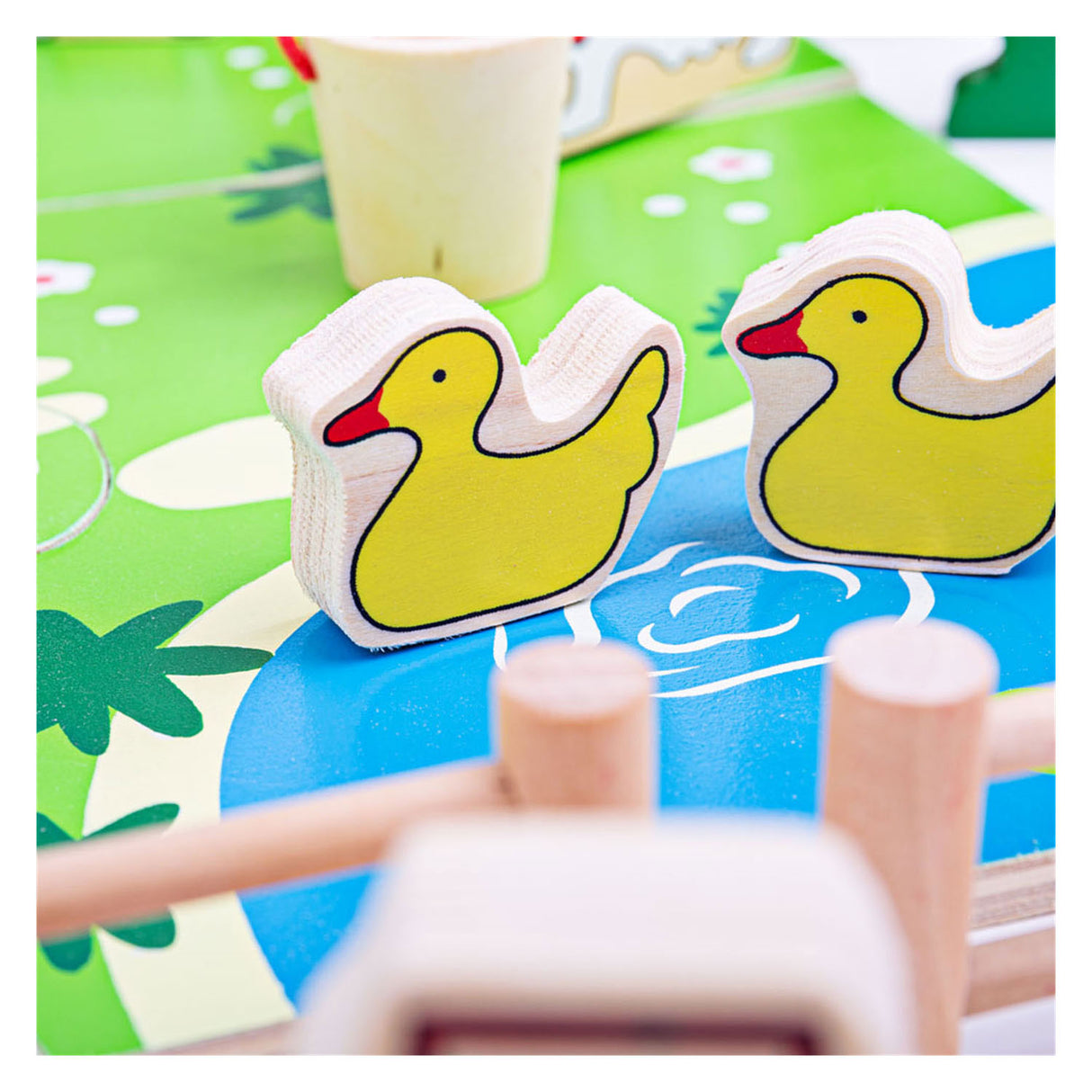 Bigjigs Wooden Play Farm With Accessories, 48DLG.