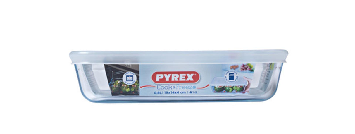 Pyrex cook freeze oven dish 19 x 14 cm with lid