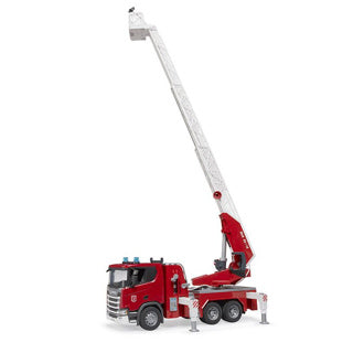 Bruder Scania Super 560R Fire Truck con scala, acqua