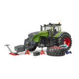 Bruder Tractor Fendt 1050 Vario with mechanic and garage accessories