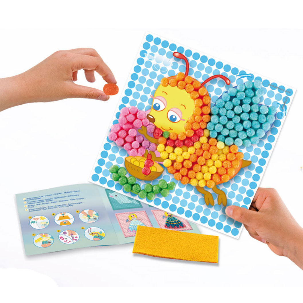 Le carte a mosaico Playmais decorano gli insetti