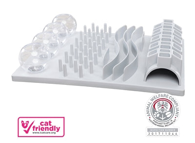 Trixie cat activity fun board