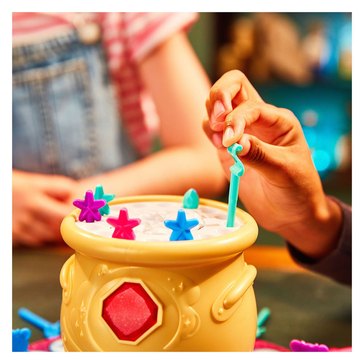 Moose Toys Magic Mixies Cauldron Game