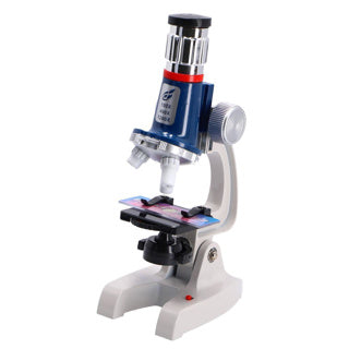 Basic microscope set in case
