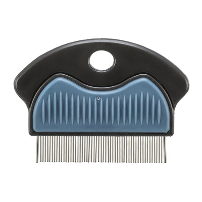 Trixie fleas and dust comb