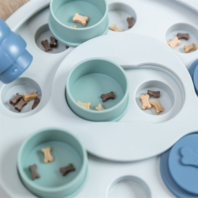 Trixie Dog Activity Intelligence Game Flip Fun