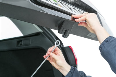 Trixie Carcooler chun an stoc a choinneáil oscailte liath fada