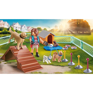 Playmobil City Life Gift Gift Set Trainster 70676