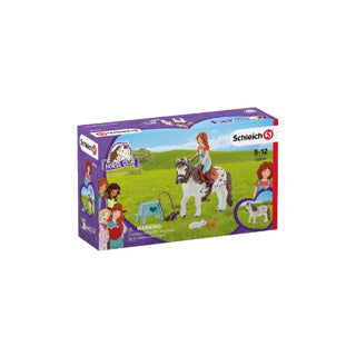Schleich Horse Club Mia og plettet + tilbehør