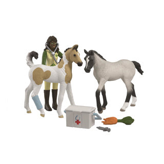 Schleich 42777 Sarah's First Aid Kit