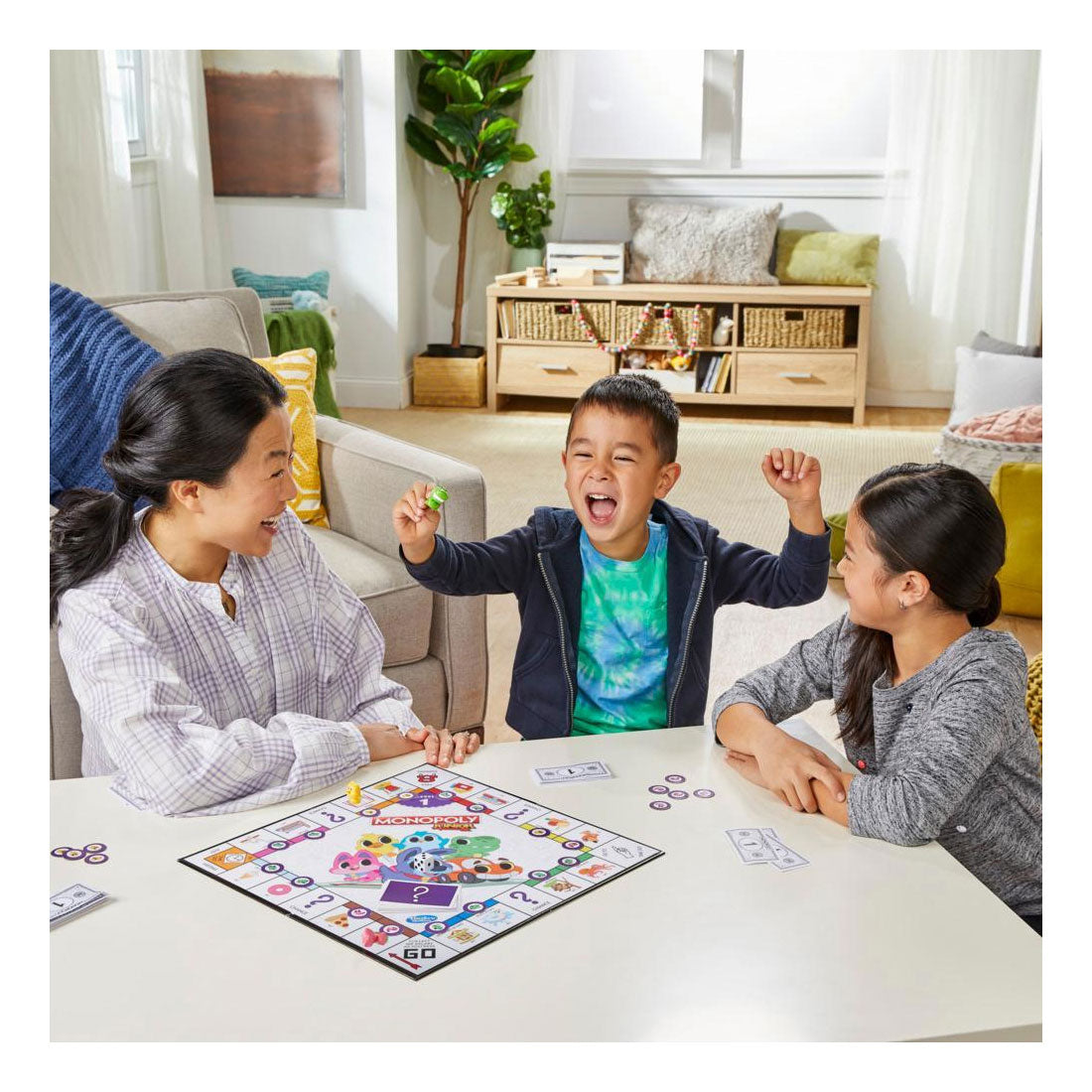 Hasbro Monopoly Junior 2in1 Economic Simulation Board Game