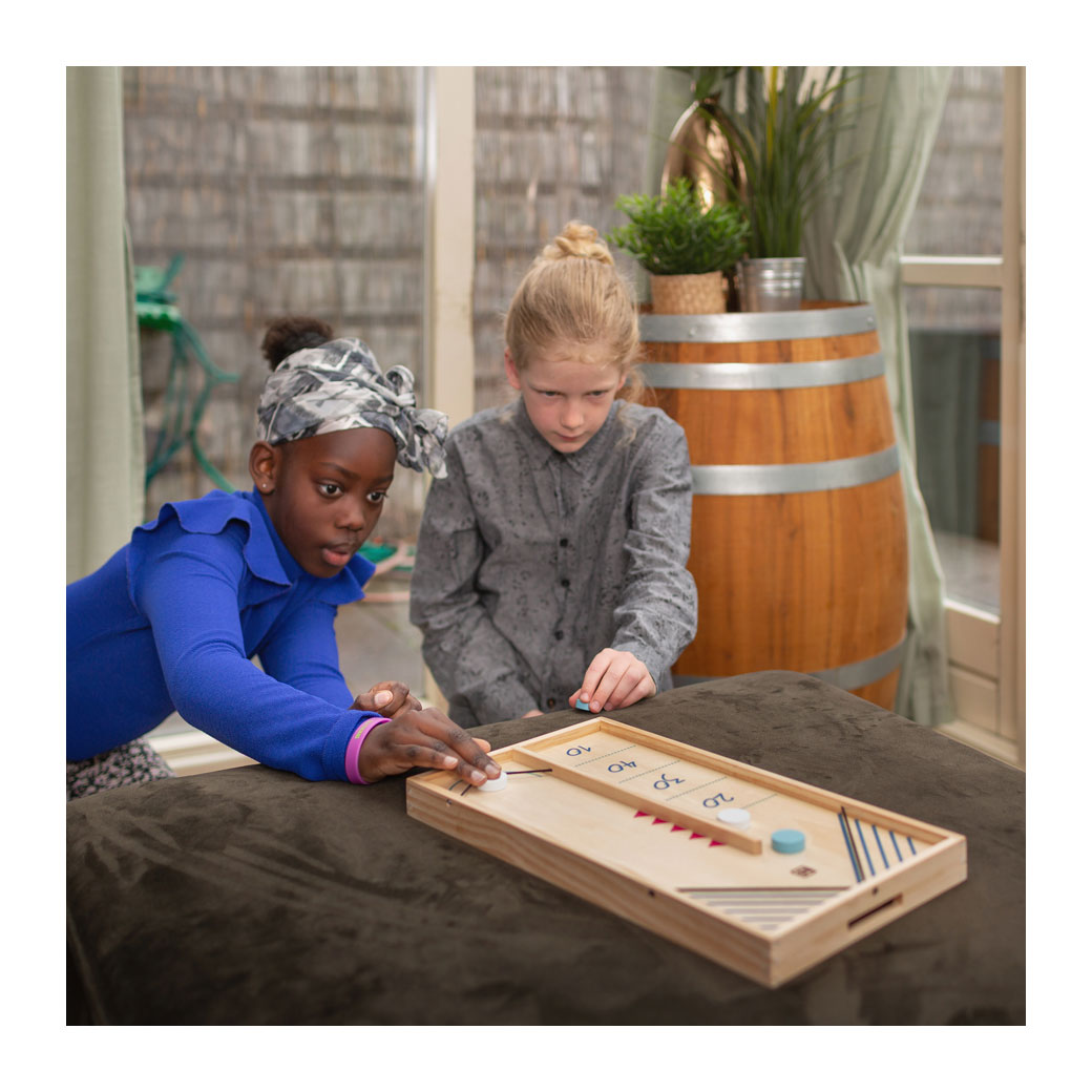 Haca Tábla Bréagáin BS agus Slingpuck, 2in1