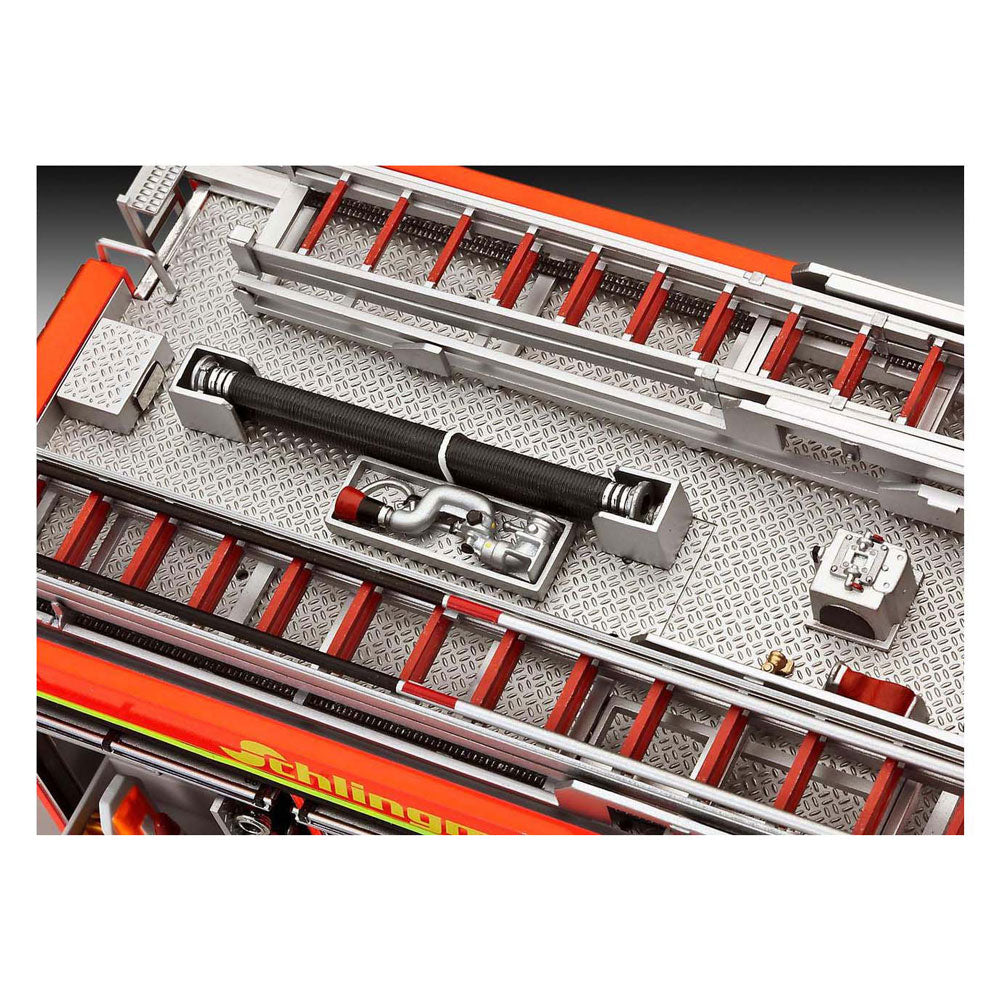 Revell model kit - schlingmann lf 20 16 1:24 - 270 pcs.