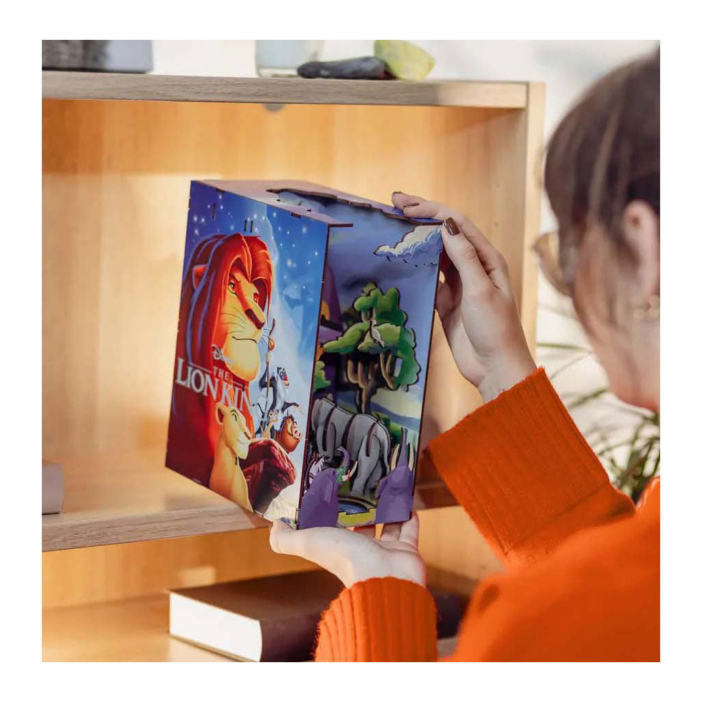 Disney revell - tiny adventures book nook lion king