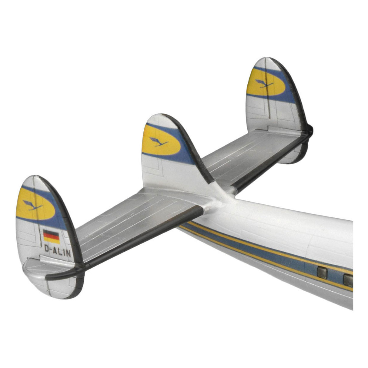 Revell Model Kit Lockheed L.1049G Super Constellation Lufthansa 1:144 - 95 parts.