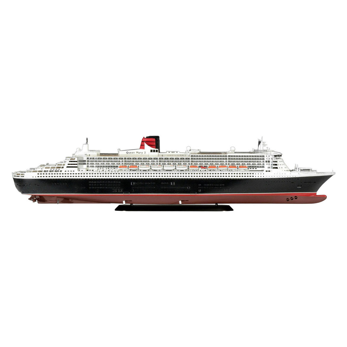 Revell Queen Mary 2 Model Kit 1:400 - 550 parts