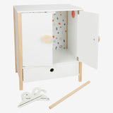 Малък гардероб за дървени кукли Малко копче със закачалки, 3 бр.