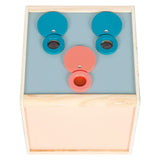 Maža pėdutė – medinė sensorinė dėžutė su sensoriniais lęšiais