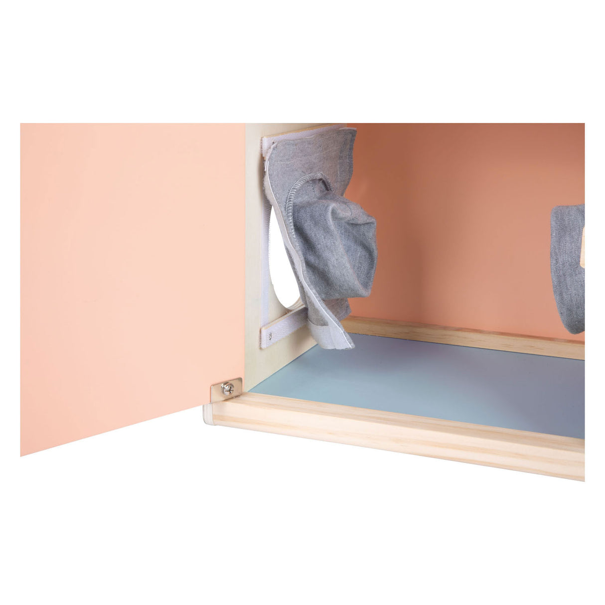 Maža pėdutė – medinė sensorinė dėžutė su sensoriniais lęšiais