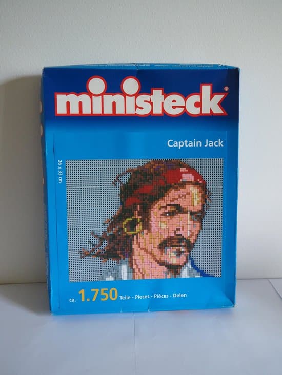 Miniseck - kapitan Jack 1750 -piece
