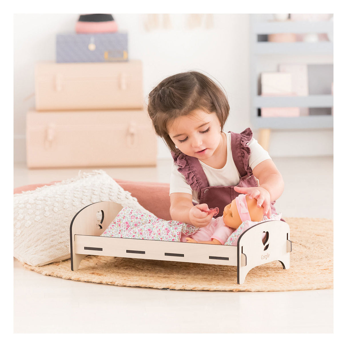 Corolle - floreale poppenbod in legno