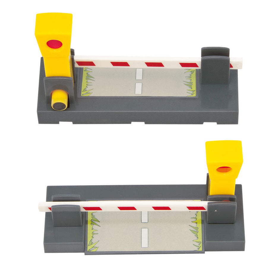 Eichhorn Train Tracks Level Crossing with Barriers, 3-piece.