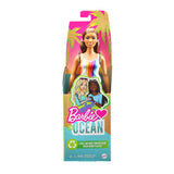 Barbie uwielbia tęczową sukienkę w oceanie