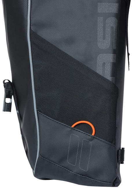Basil Miles Tarpaulin - Dobbelt cykelpose, vandtæt, 34L, sort orange