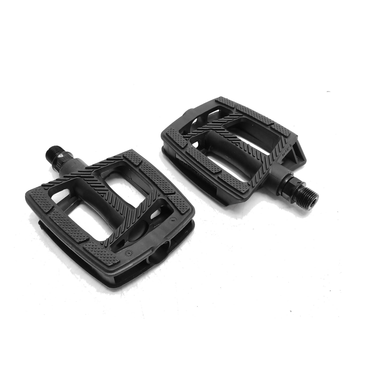 Falkx brede pedaler 9 16. Plasthus, anti-slip.