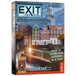 Yate de salida del juego a través de Amsterdam