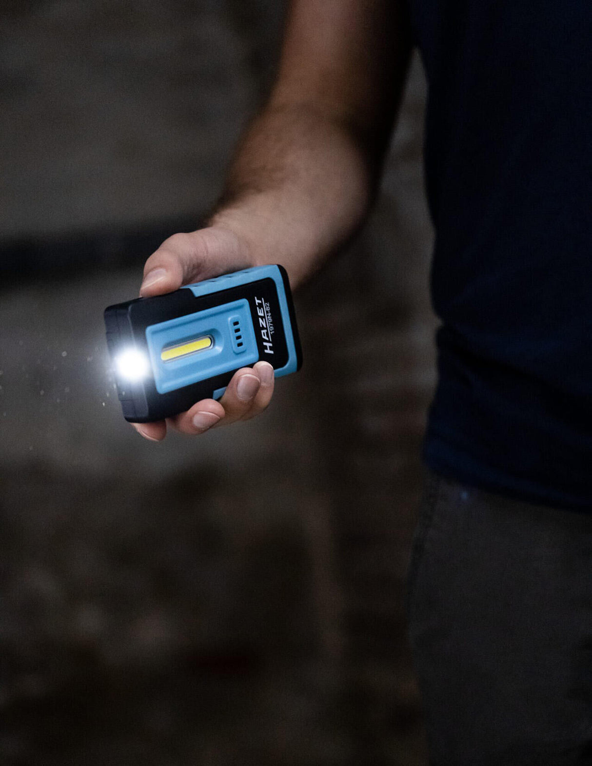 Hazet LED pocket light charging option