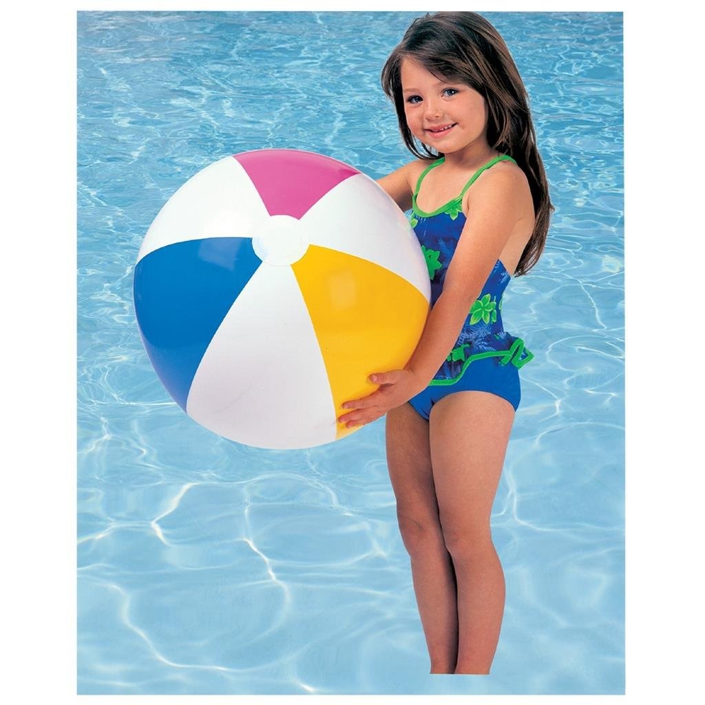 Velika žoga na plaži