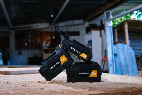 AC батерия 2AH (Maxxpack 18V).