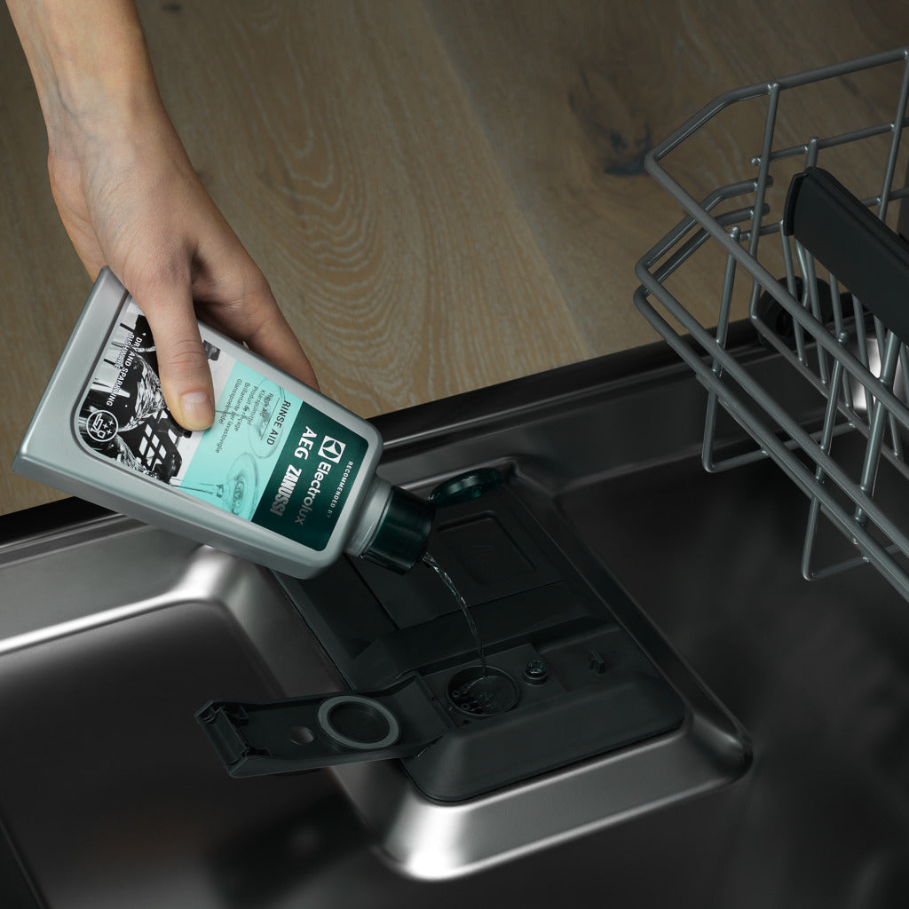 AEG GLOSS RININANCIC 300ML