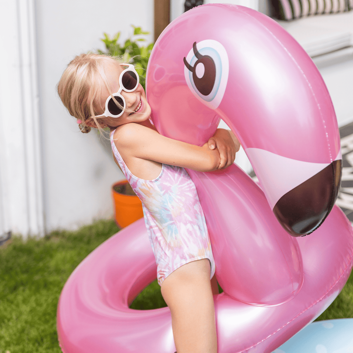 Dreamscape | Rosé Gold Flamingo Swim Tape Ø 95 cm