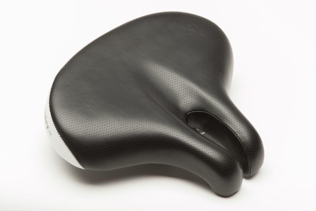 Saddle in collaboration with Berkley Comfort series