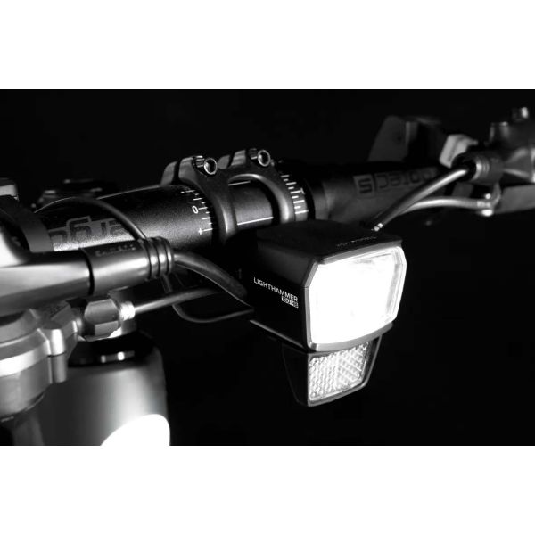 Trelock Firoltlight Lighthammer LS 890-HB E-B 12V DC 100 Lux