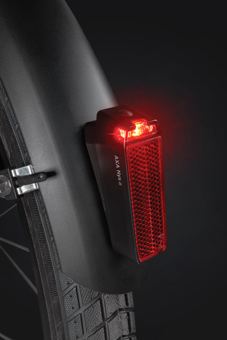 Splashing light axa nyx battery
