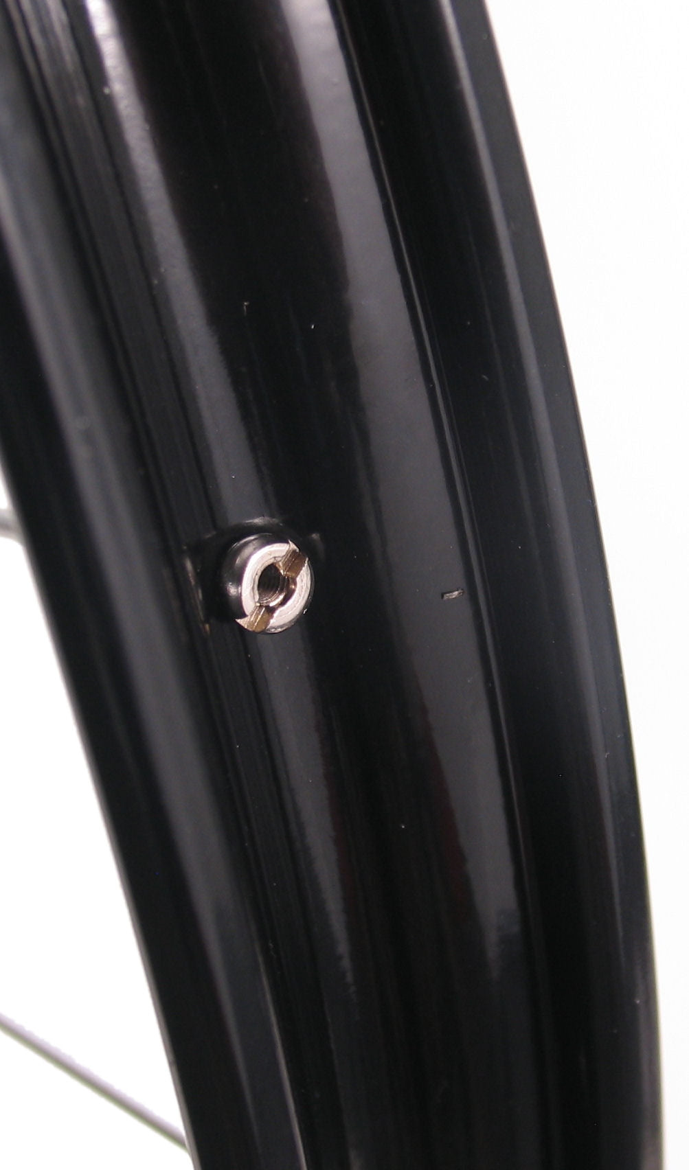 Front wheel 28 x 1 1 2 aluminum rim chromed hub black