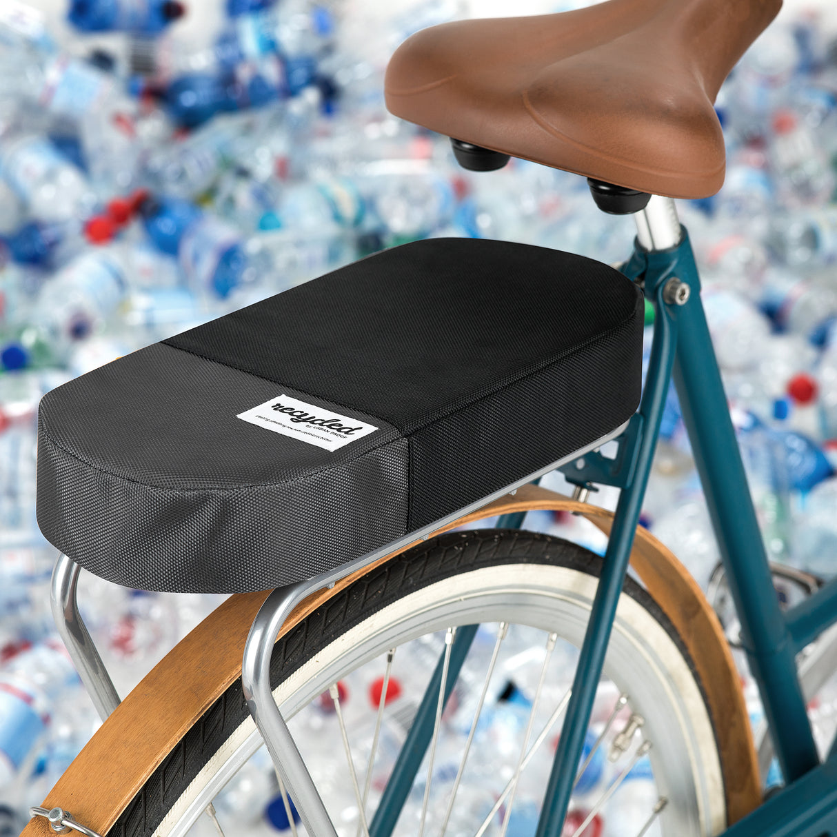 Polstrova zavazadel Recyklovaná 38 cm černá šedá