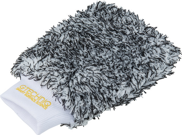 Gtechniq microfibre wash mitt glove