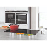 Cuisinox vulkan iz litega železa ponv 24 cm rdeča