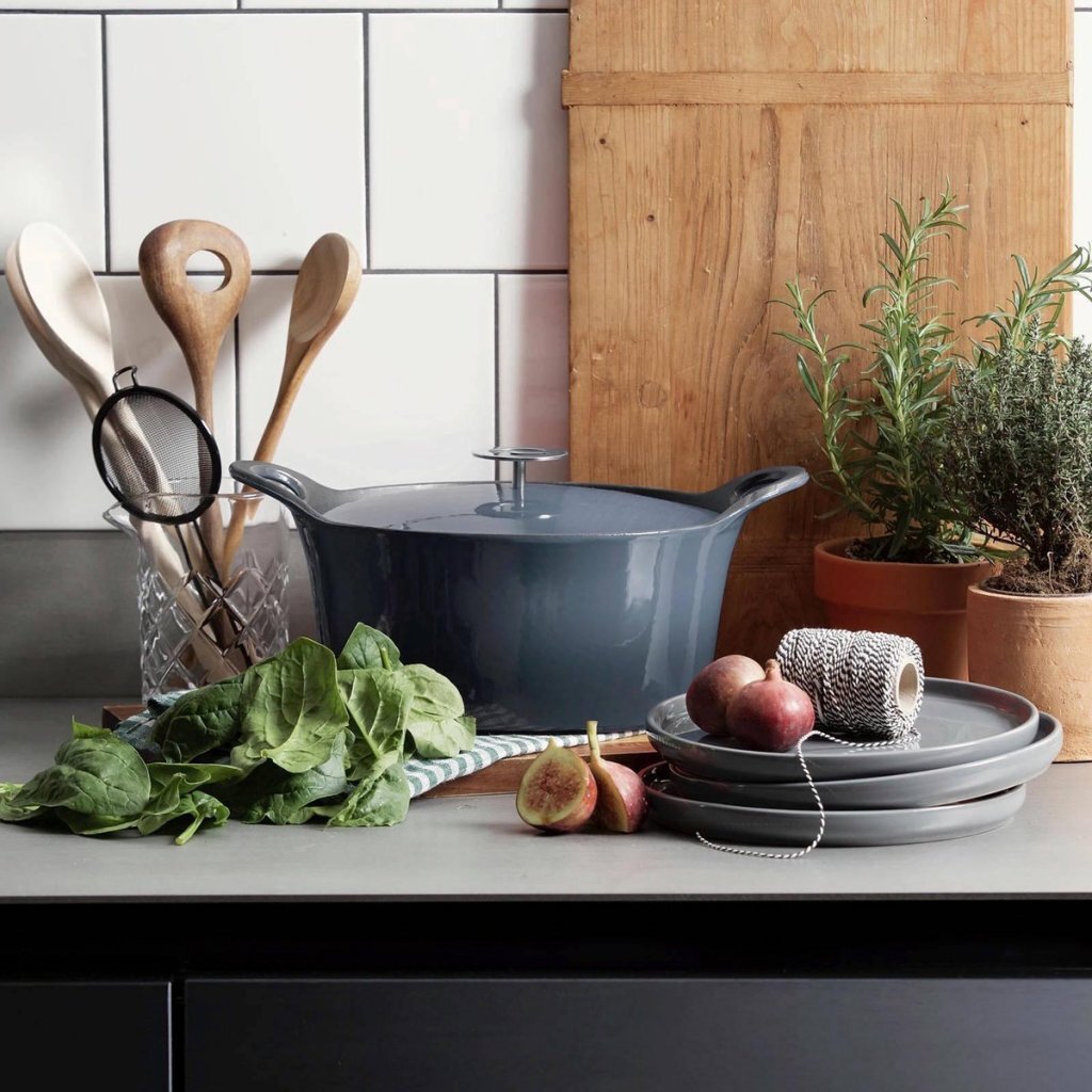 Cuisinox vulkan iz litega železa poprt ponev 29 cm jeansa modra