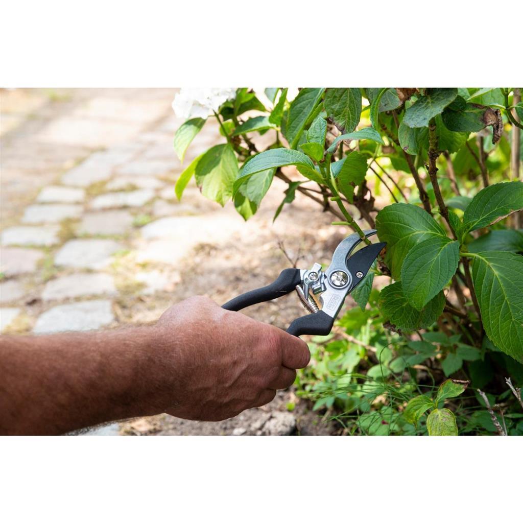 Set di giardini Black Decker a 4 pezzi